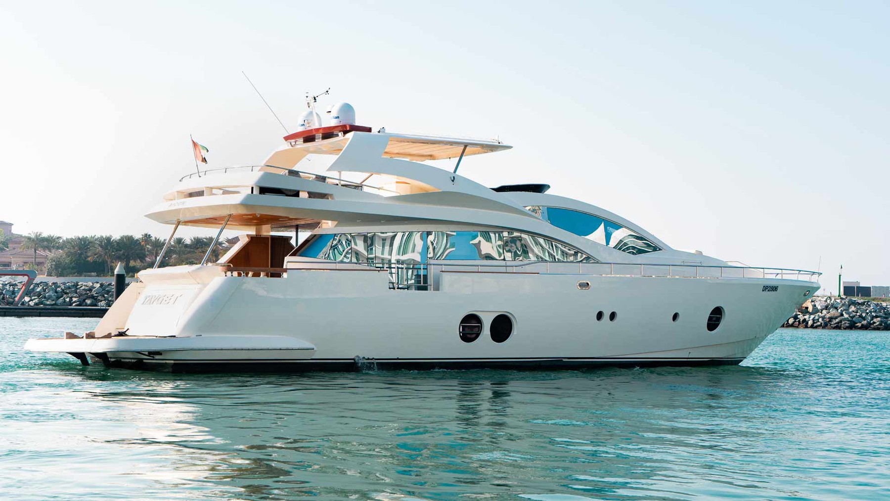 yacht rental price in dubai