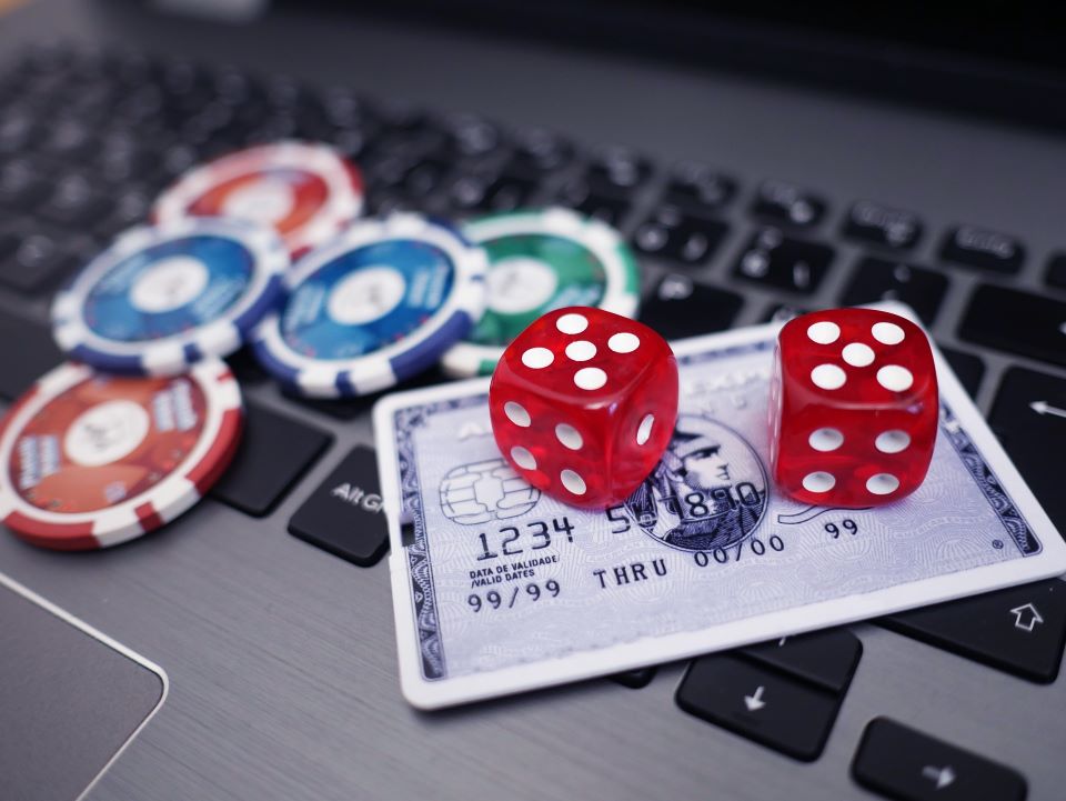 live casino online and Technology: Enhancing the Experience